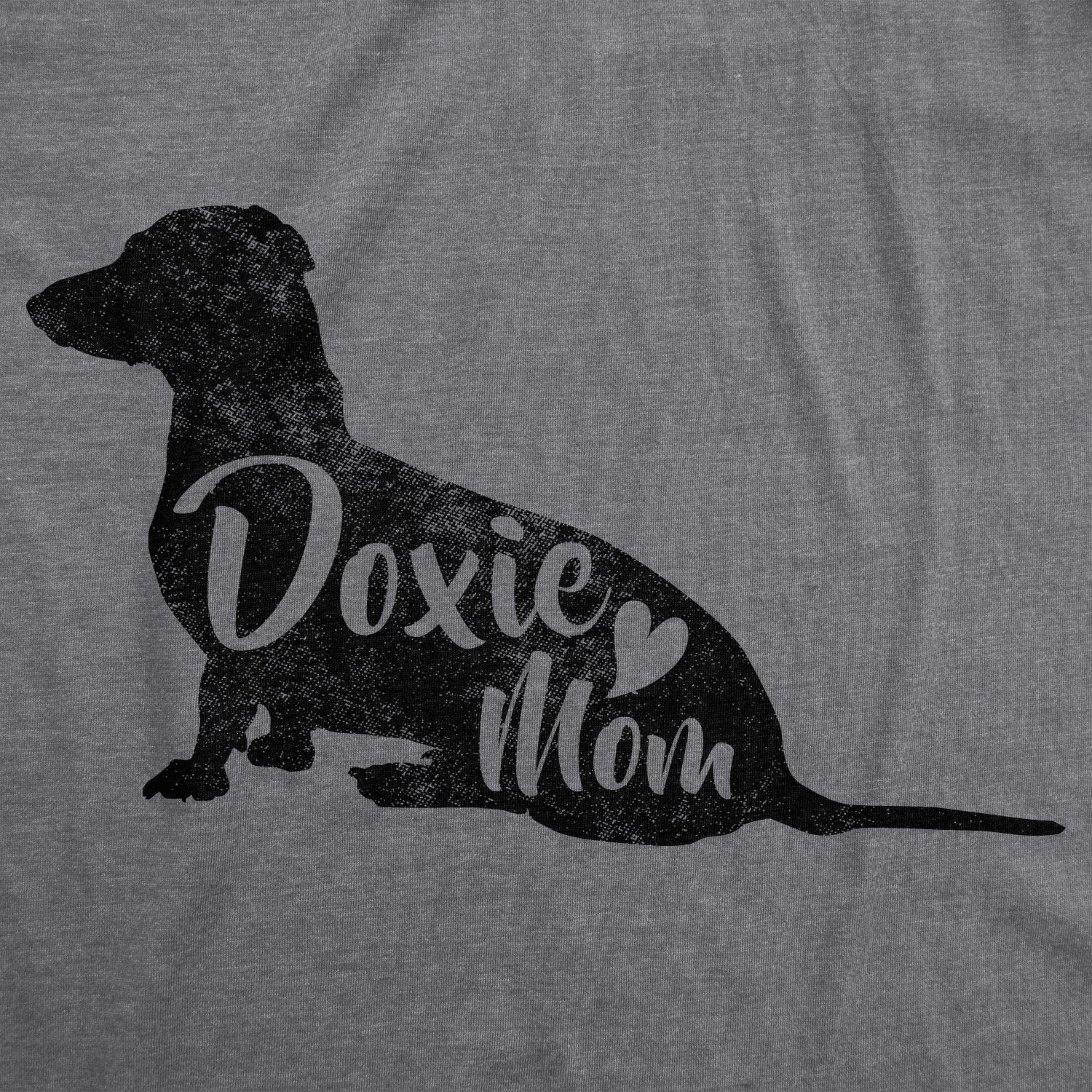 Doxie Mom Women's T Shirt