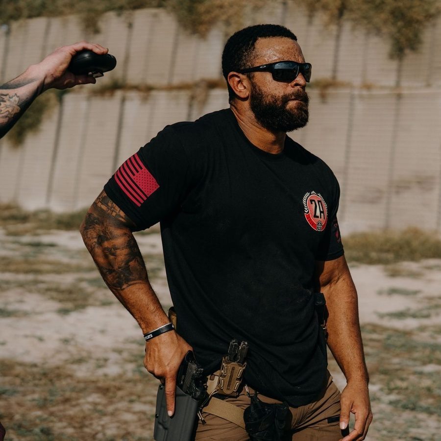 Live Armed T-Shirt - Black