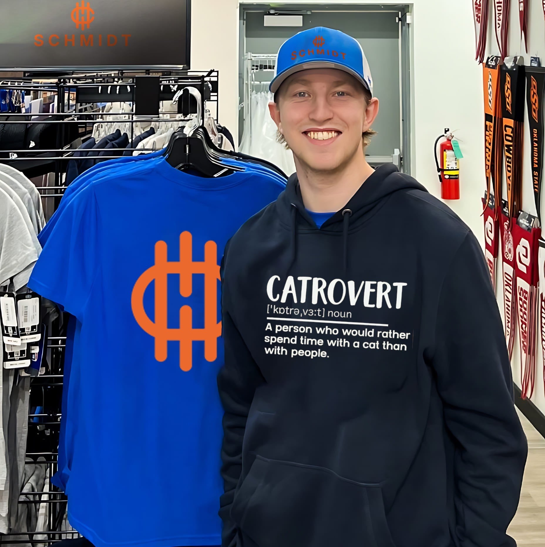 Catrovert – A Person Who Would Rather Spend Time with a Cat than with People shirt