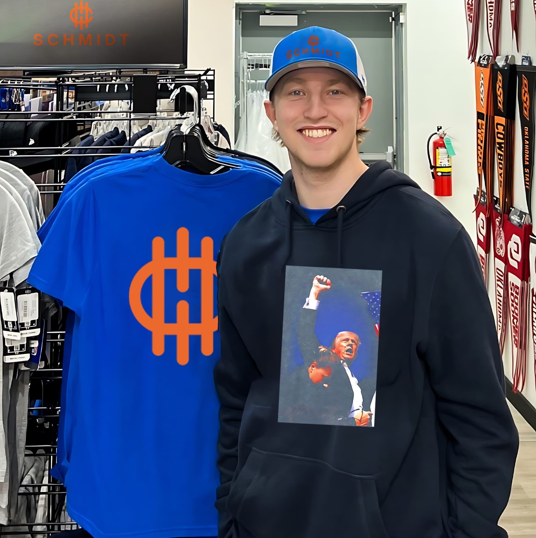 Donald Trump raising his fist after assassination attempt shirt