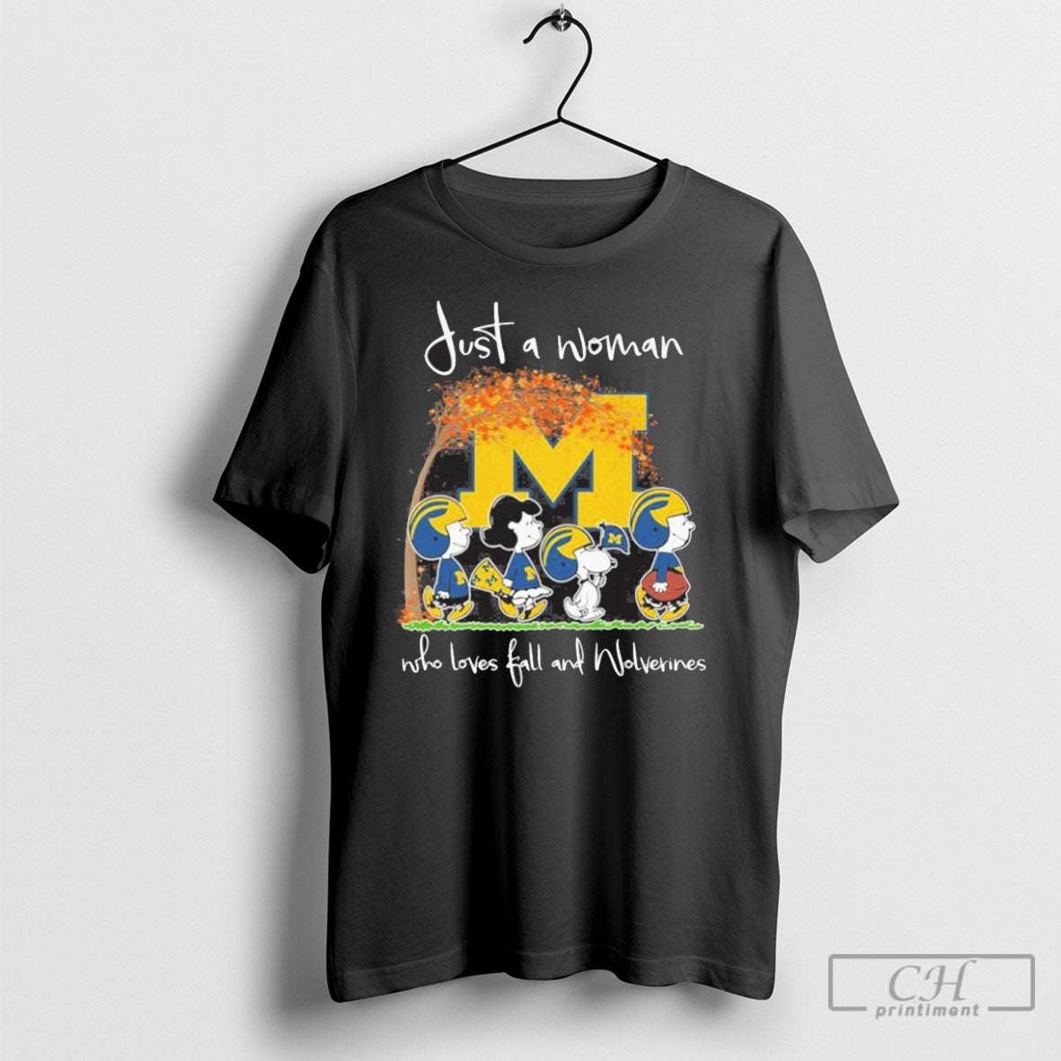 Just A Woman Who Loves Fall And Michigan Wolverines X The Peanuts Walking Shirt
