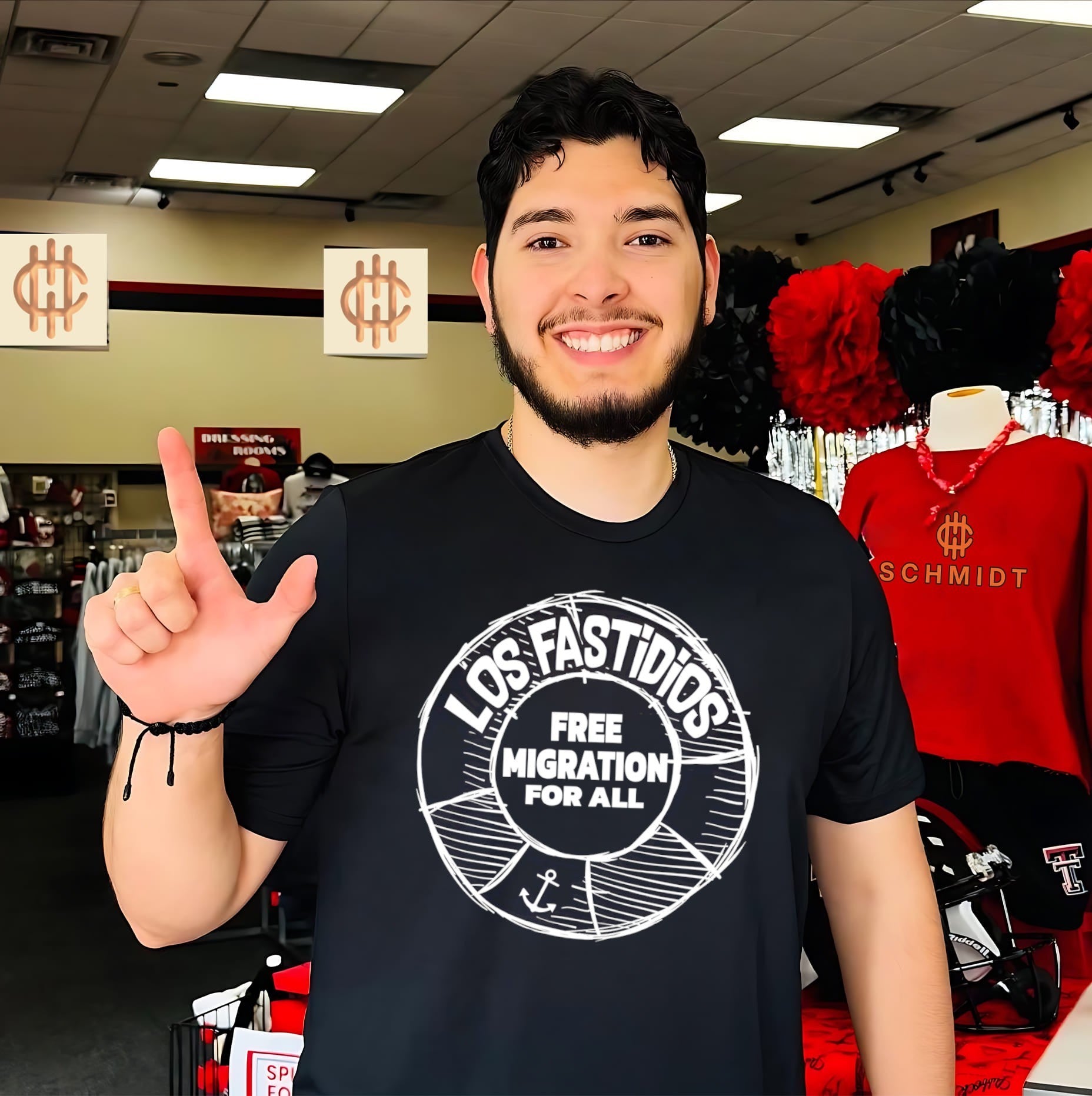Los Fastidios free migration for all shirt
