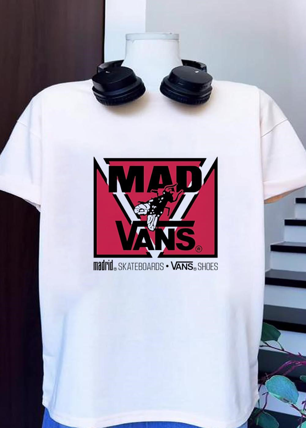Madrid Vans Skateboards Shoes Apparel Vintage Logo T-Shirt
