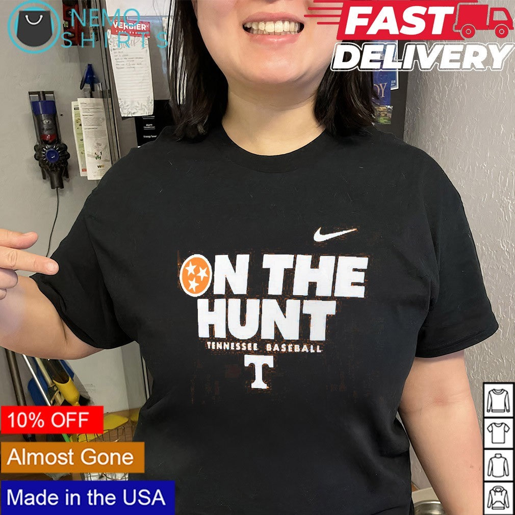 On the hunt Tennessee Volunteers baseball shirt
