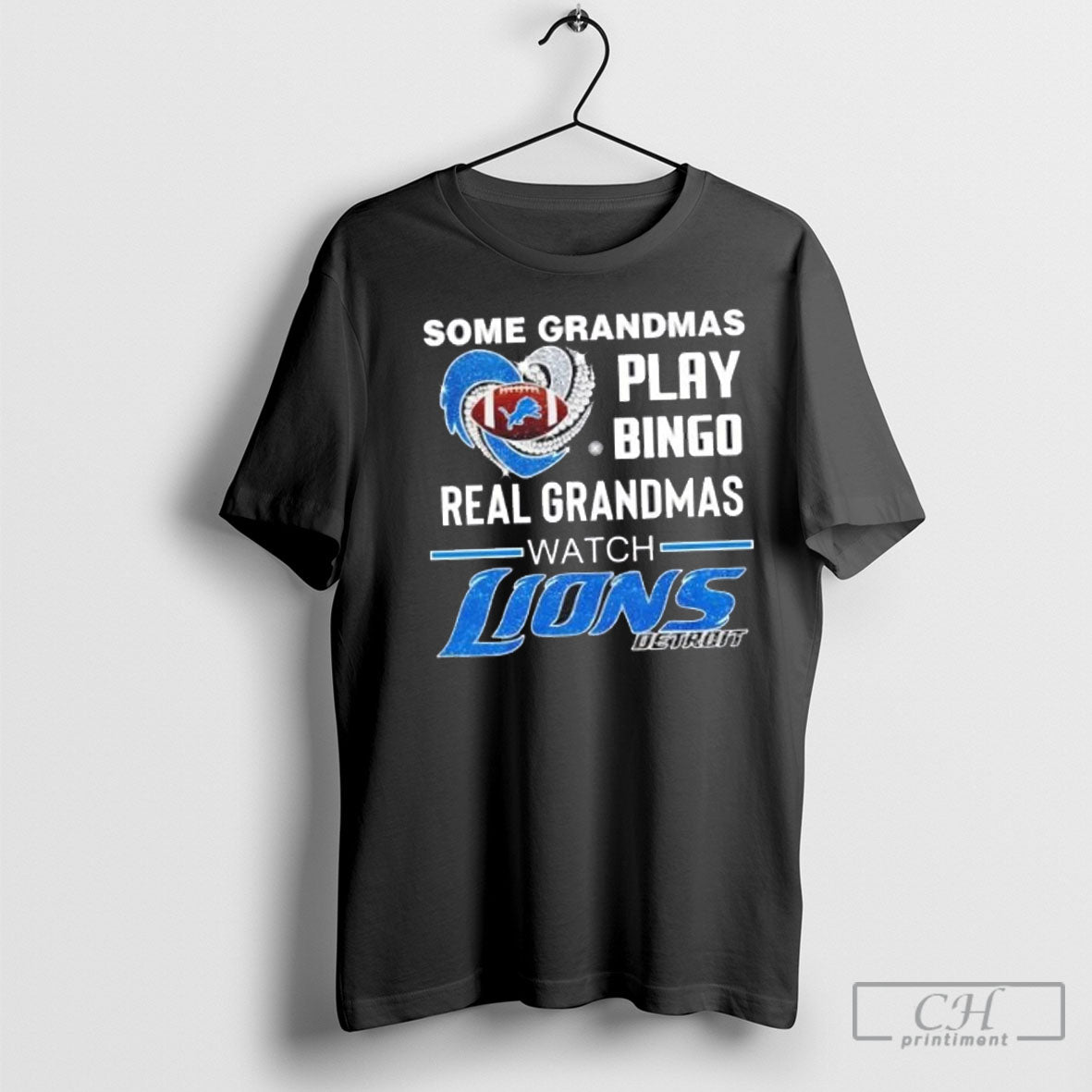 Some Grandmas Play Bingo Real Grandmas Watch Detroit Lions Diamond Heart Shirt Sweater