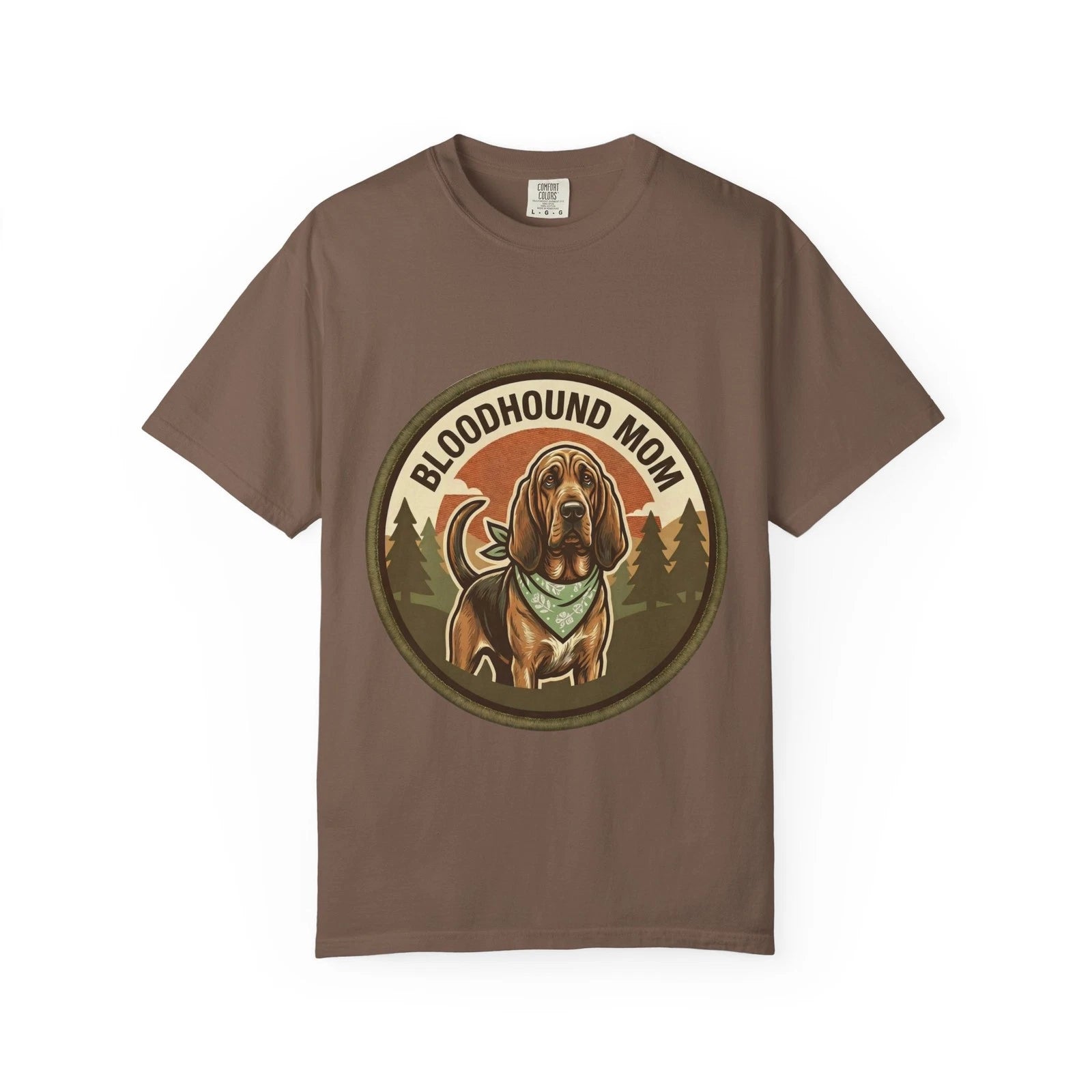 Bloodhound Mom T-Shirt Hound Dog Mom Gift Women Graphic Tee Mothers Day Vintage