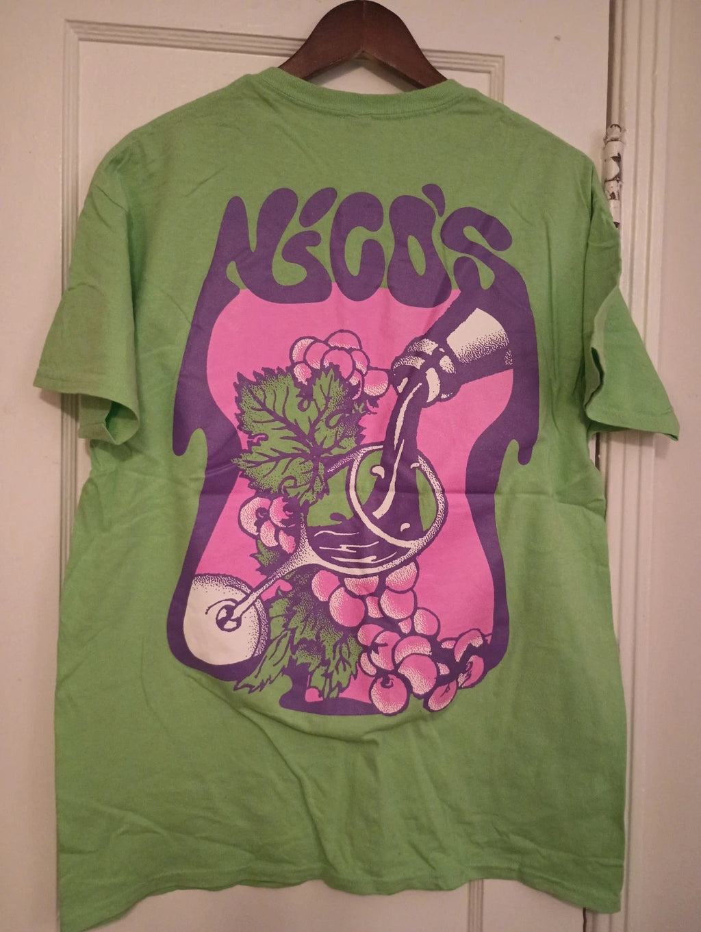 Wine Shop Nigos Shirt Size Large
