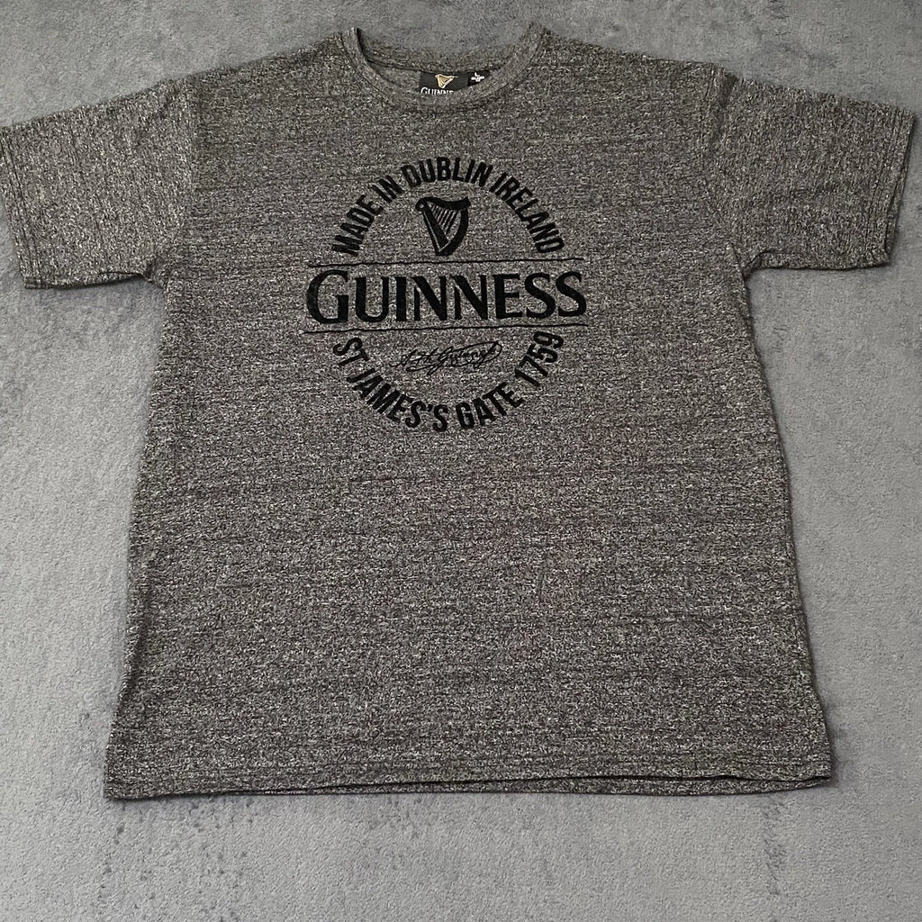 Guinness Graphic Print T Shirt Mens L Gray Felted Raised Signature Logo Tee