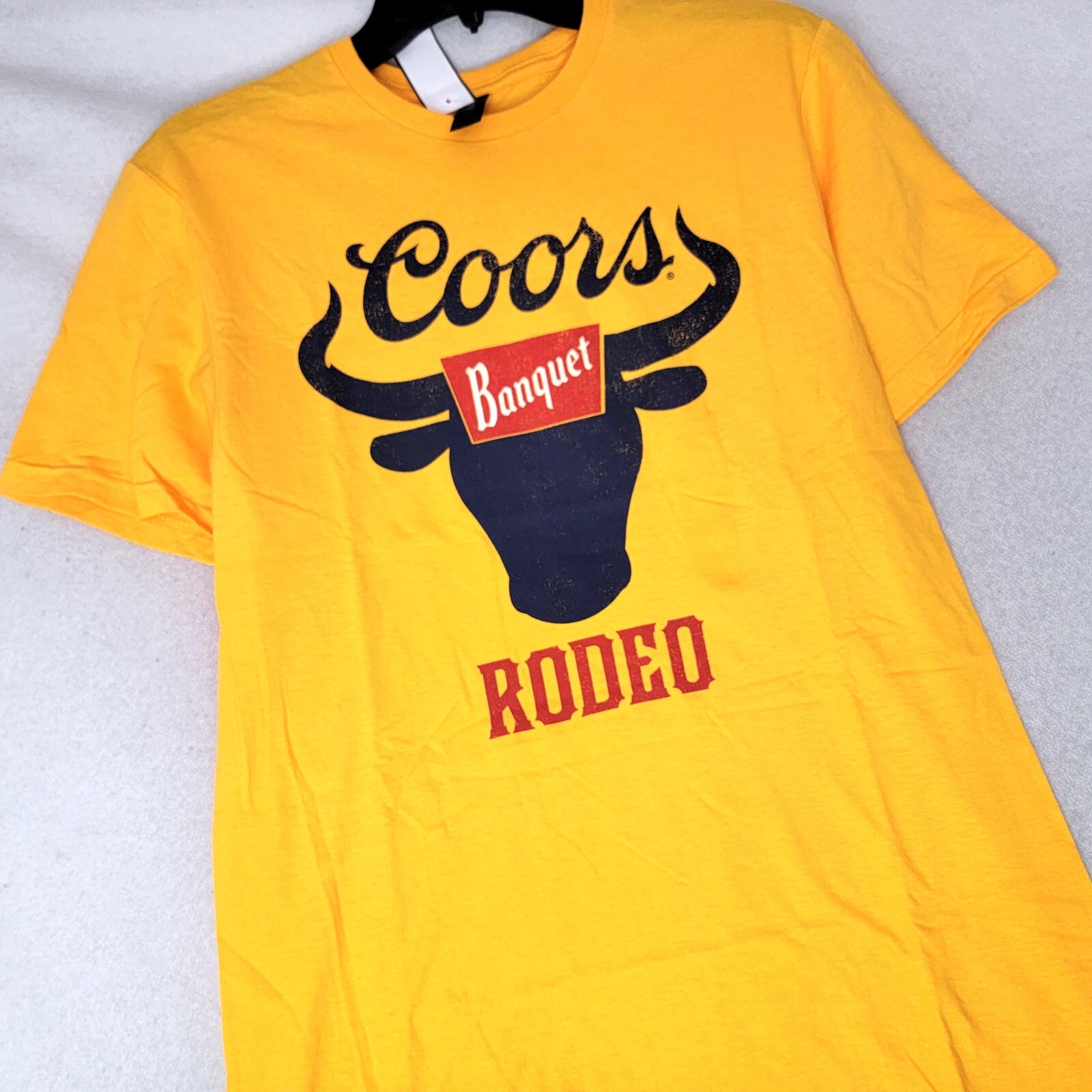 COORS BANQUET BEER MENS SHIRT SMALL ORANGE BREWERY BULL COWBOY RODEO Casual NWT