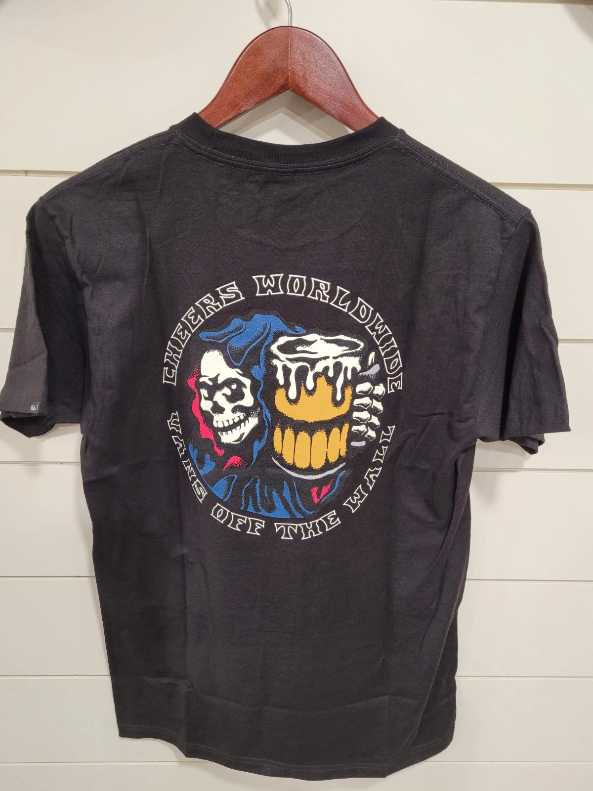 Vans Off The Wall Mens T Shirt With Skelton Holding Beer Black
