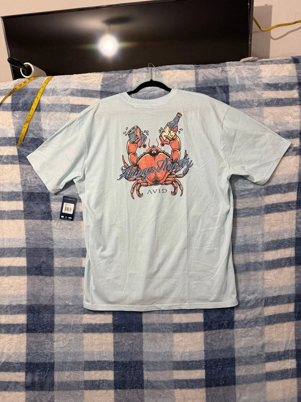 Avid Always Thirsty Crab Graphic T-Shirt Ice Blue XL