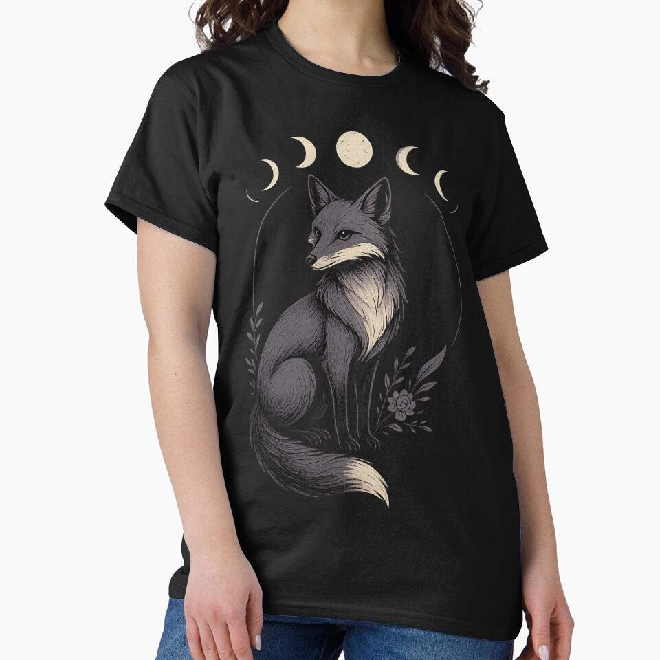 Moonlit Fox – Nocturnal Spirit Animal by Mouraludia