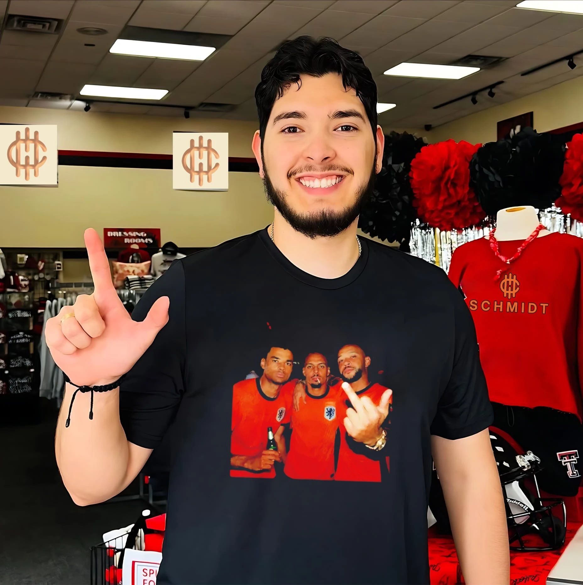 Cody Gakpo Steven Bergwijn and Memphis Depay Netherlands National Football Team middle finger shirt