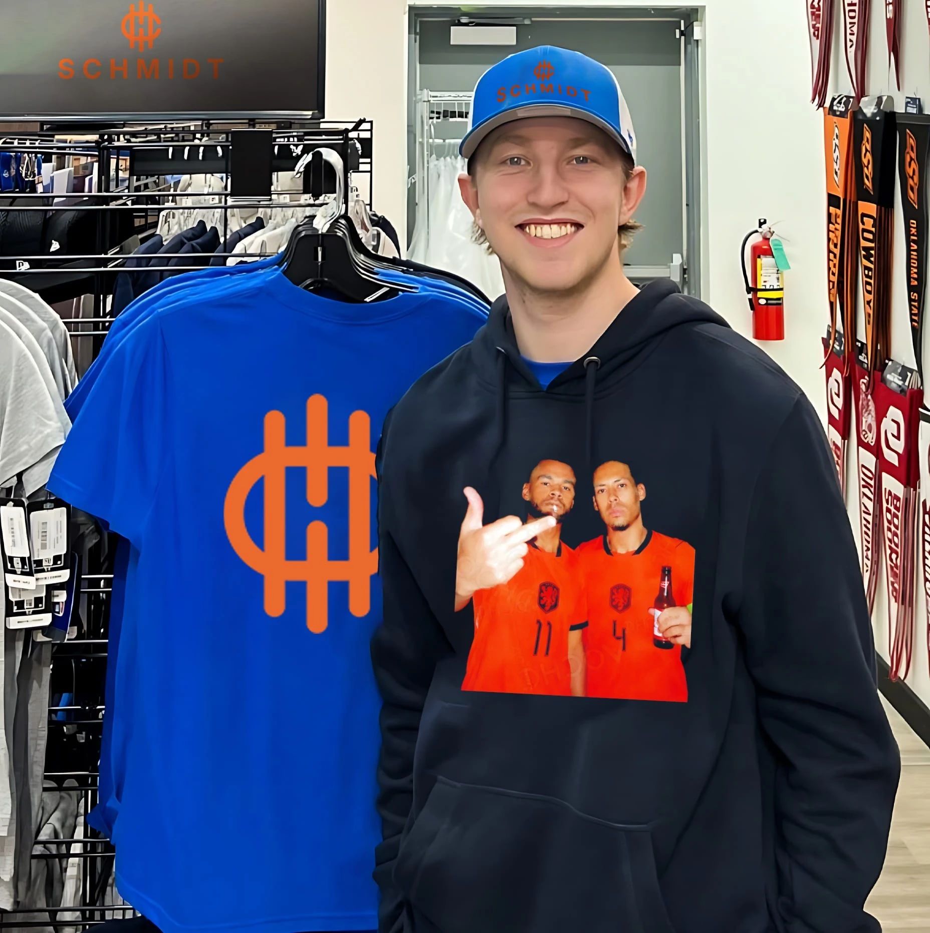 Cody Gakpo and Virgil van Dijk Netherlands National Team shirt