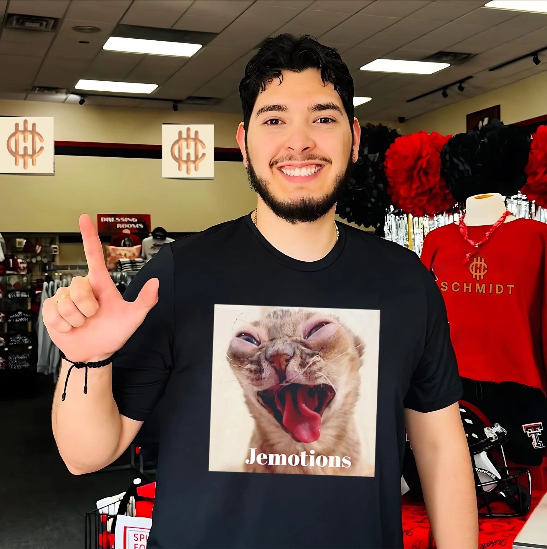 Jemotions Funny Yawning Cat animal humor shirt