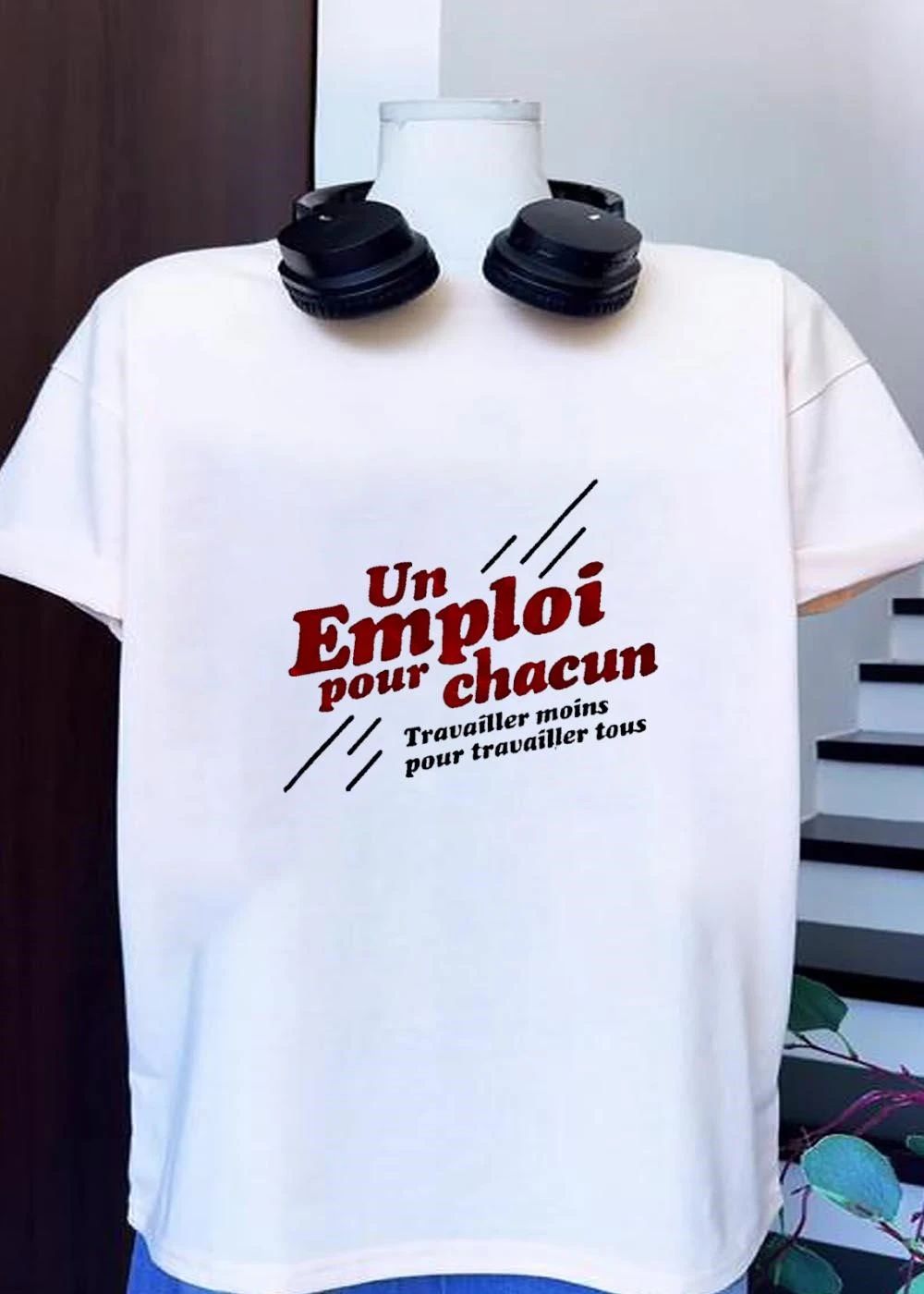 Un Emploi Pour Chacun Travailler Moins Tous T-Shirt