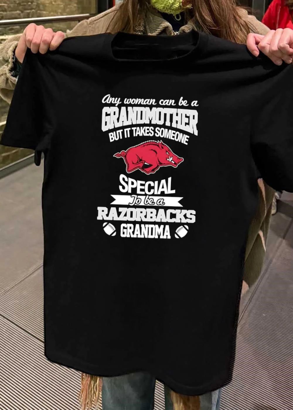 Any Woman Can Be a Grandmother Takes Someone Special Razorbacks Grandma Shirt