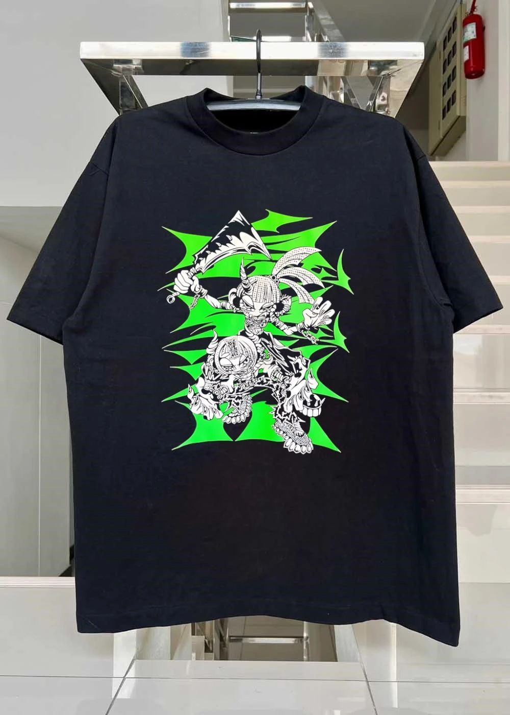 Soul Eater Anime Manga Character With Blade Sharp Green Background Graphic T-Shirt